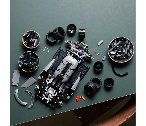 LEGO Technic 42156 PEUGEOT 9X8 24H Le Mans Hybrid Hypercar - 1091434 - zdjęcie 14